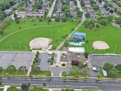 Photo 46 at 270 Brighton Avenue, Bathurst Manor, Toronto