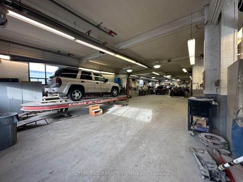 Photo 10 at 25 & 29 Milford Avenue, Amesbury, Toronto