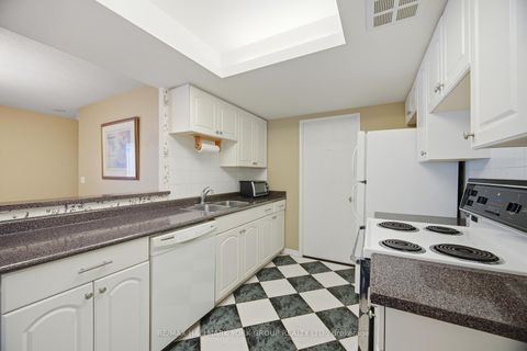 Photo 12 at 406 - 100 Observatory Lane, Observatory, Richmond Hill