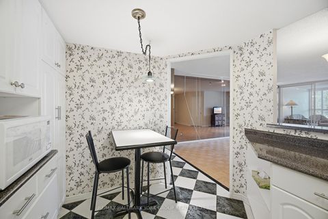 Photo 14 at 406 - 100 Observatory Lane, Observatory, Richmond Hill