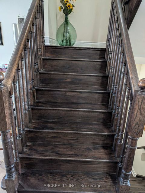 Photo 6 at 46 Betony Drive, Oak Ridges, Richmond Hill