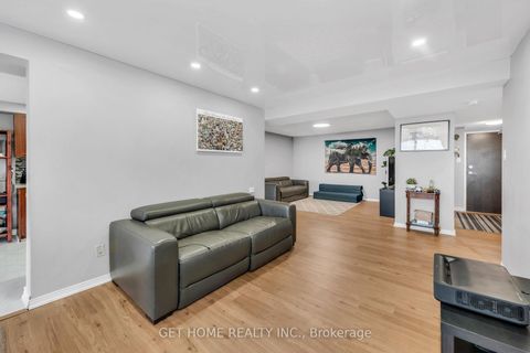 Photo 24 at 909 - 4725 Sheppard Avenue E, Malvern West, Toronto