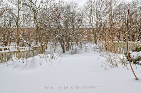 Photo 29 at 43 English Oak Drive, Oak Ridges Lake Wilcox, Richmond Hill