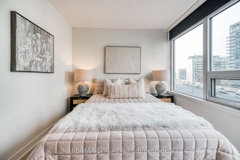 Photo 26 at 810 - 17 Bathurst Street, Waterfront Communities C1, Toronto