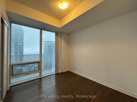 Photo 9 at 5810 - 100 Harbour Street, Waterfront Communities C1, Toronto