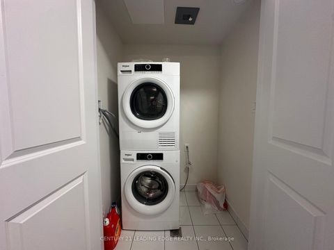 Photo 8 at 16 - 480 Beresford Path, Central, Oshawa