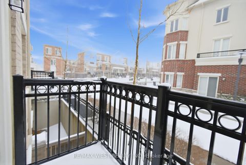 Photo 17 at 254 - 19 Coneflower Crescent, Branson, Toronto