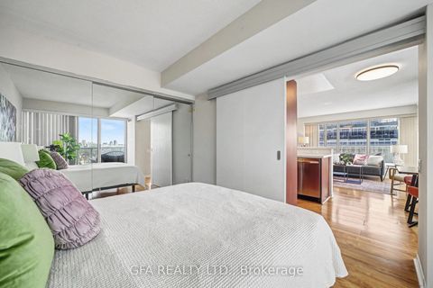 Photo 5 at 720 - 1040 The Queensway Street, City Centre West, Toronto