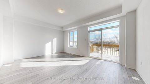 Photo 3 at 779 Heathrow Path, Samac, Oshawa