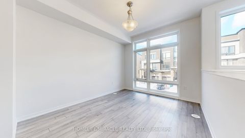 Photo 15 at 779 Heathrow Path, Samac, Oshawa