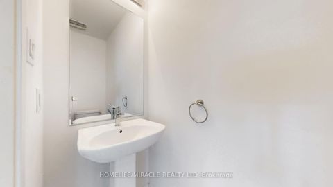 Photo 19 at 779 Heathrow Path, Samac, Oshawa