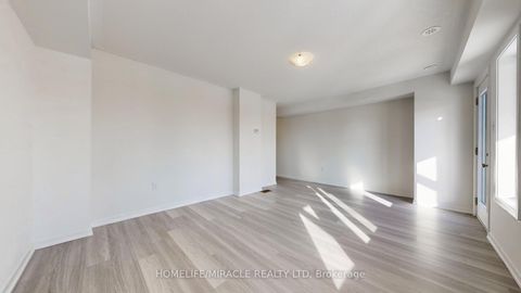 Photo 41 at 779 Heathrow Path, Samac, Oshawa