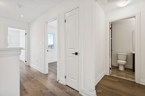 Photo 10 at 5 Haven Lane, Painswick South, Barrie