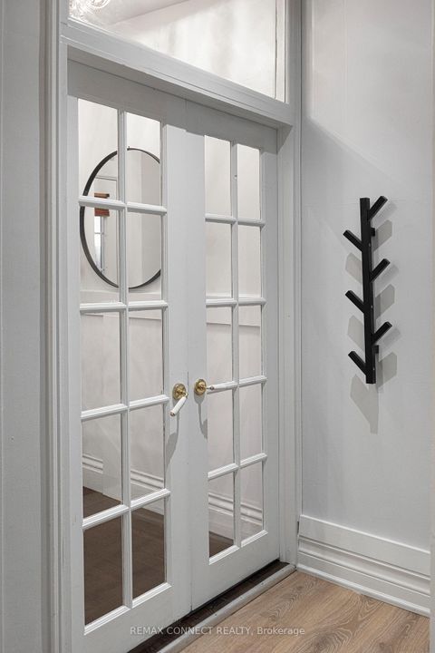 Photo 17 at 238 River Street, South St. James Town, Toronto