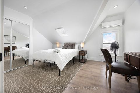 Photo 23 at 238 River Street, South St. James Town, Toronto