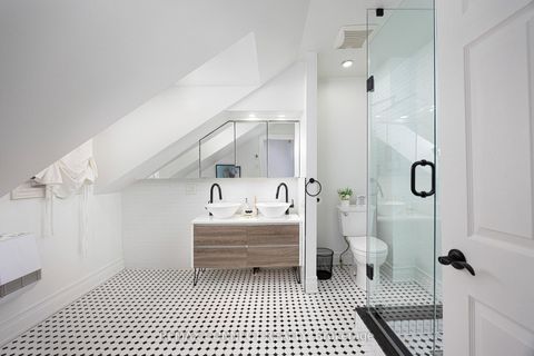 Photo 26 at 238 River Street, South St. James Town, Toronto