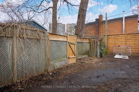 Photo 41 at 238 River Street, South St. James Town, Toronto