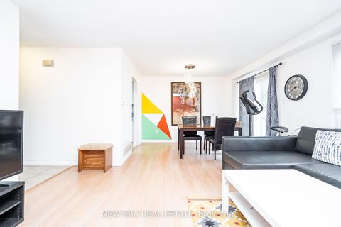 Photo 9 at 34 Lampman Lane, Letitia Heights, Barrie