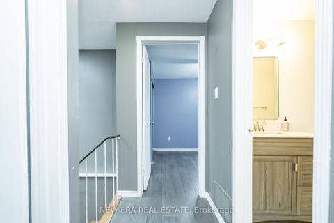 Photo 19 at 34 Lampman Lane, Letitia Heights, Barrie