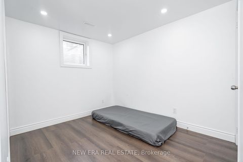 Photo 34 at 34 Lampman Lane, Letitia Heights, Barrie