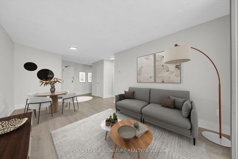 Photo 5 at 2507 - 270 Queens Quay W, Waterfront Communities C1, Toronto