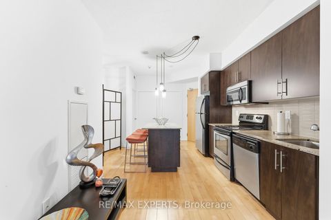 Photo 4 at 2405 - 55 Bremner Boulevard, Waterfront Communities C1, Toronto