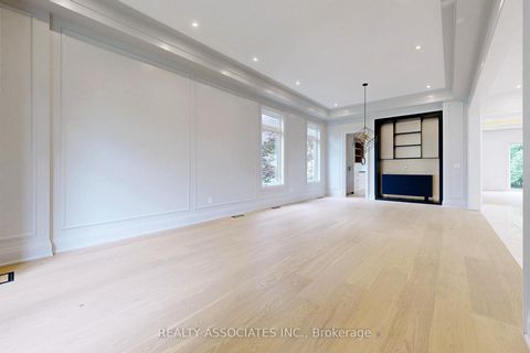 Photo 6 at 32 Cossar Avenue, Aurora Highlands, Aurora