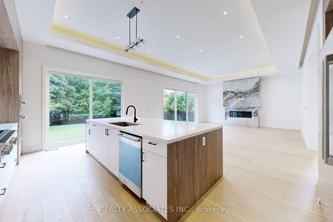 Photo 13 at 32 Cossar Avenue, Aurora Highlands, Aurora