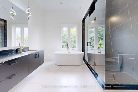 Photo 27 at 32 Cossar Avenue, Aurora Highlands, Aurora