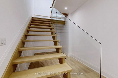 Photo 40 at 32 Cossar Avenue, Aurora Highlands, Aurora