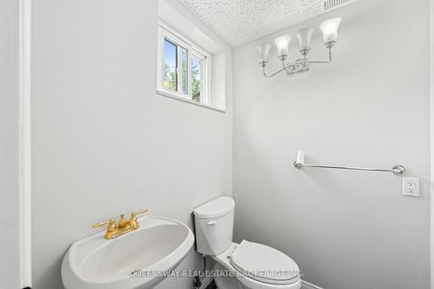 Photo 27 at 1268 15th Side Road, Rural King, King