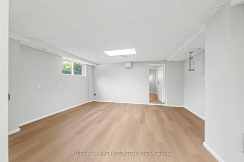 Photo 30 at 1268 15th Side Road, Rural King, King