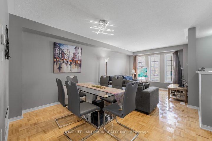 Photo 3 at 28 - 4950 Albina Way, Hurontario, Mississauga