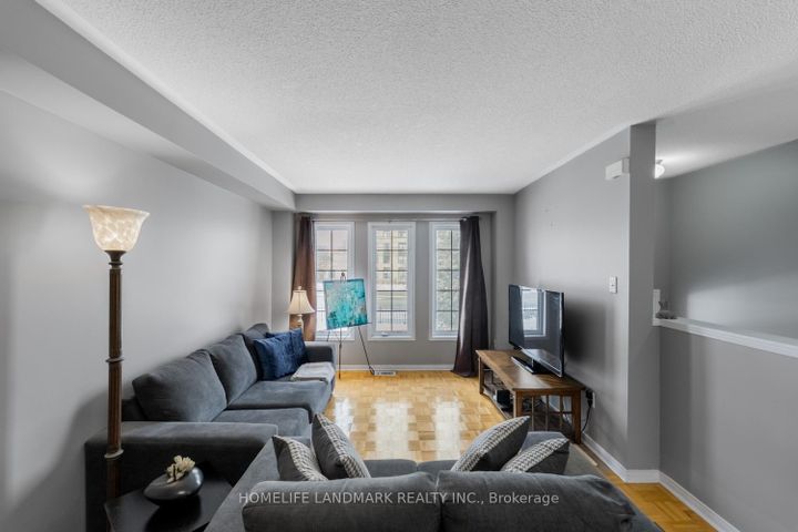 Photo 6 at 28 - 4950 Albina Way, Hurontario, Mississauga