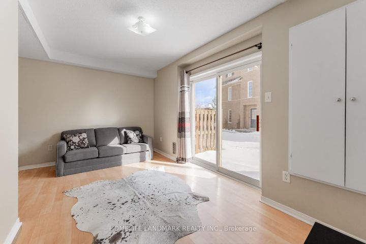 Photo 18 at 28 - 4950 Albina Way, Hurontario, Mississauga