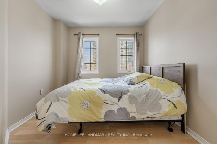 Photo 26 at 28 - 4950 Albina Way, Hurontario, Mississauga