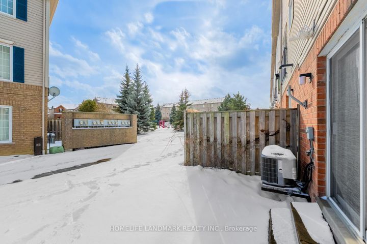 Photo 32 at 28 - 4950 Albina Way, Hurontario, Mississauga