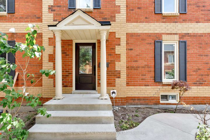 Photo 45 at 7 - 2006 Glenada Crescent, WC Wedgewood Creek, Oakville