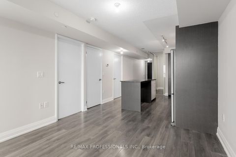 Photo 12 at 606 - 9 Valhalla Inn Road, City Centre West, Toronto