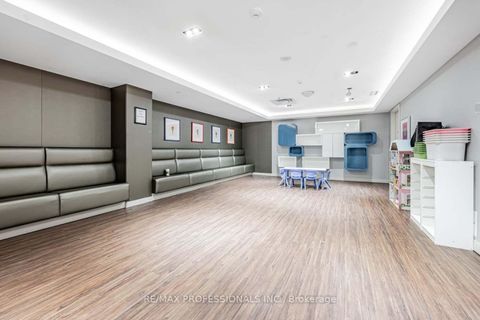 Photo 25 at 606 - 9 Valhalla Inn Road, City Centre West, Toronto