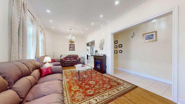 Photo 7 at 57 Quailvalley Drive, Wellington, Brampton