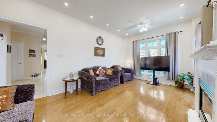 Photo 9 at 57 Quailvalley Drive, Wellington, Brampton