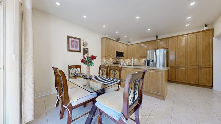 Photo 16 at 57 Quailvalley Drive, Wellington, Brampton