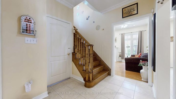 Photo 20 at 57 Quailvalley Drive, Wellington, Brampton