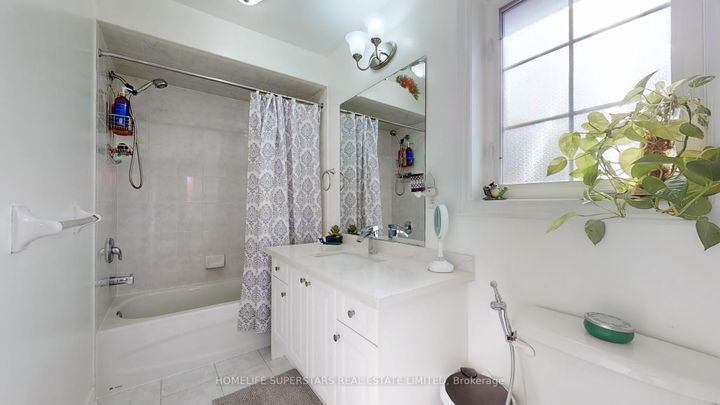 Photo 27 at 57 Quailvalley Drive, Wellington, Brampton