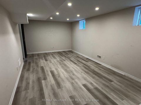 Photo 13 at 77 White Crescent, Holly, Barrie