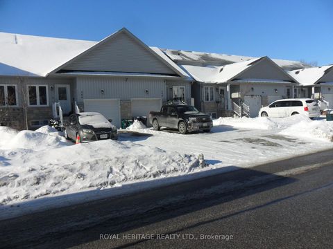 Photo 2 at 367 Centre Street S, Central, Oshawa