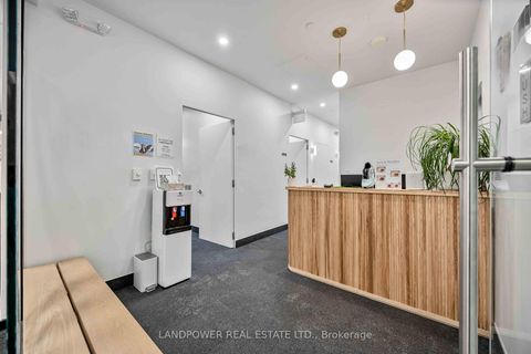 Photo 3 at 220-221 - 15 Wellesley Street W, Bay Street Corridor, Toronto