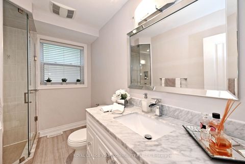 Photo 16 at 26 Kemano Road, Aurora Heights, Aurora