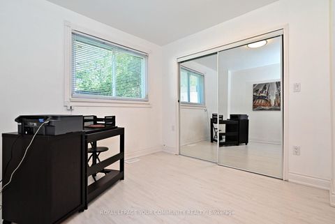 Photo 17 at 26 Kemano Road, Aurora Heights, Aurora